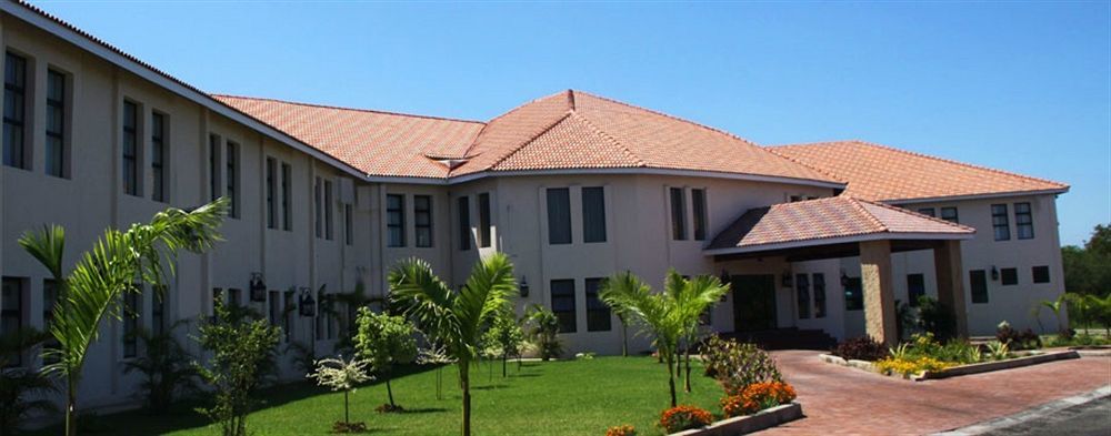 Karibu Leisure Resort Thapane Luaran gambar