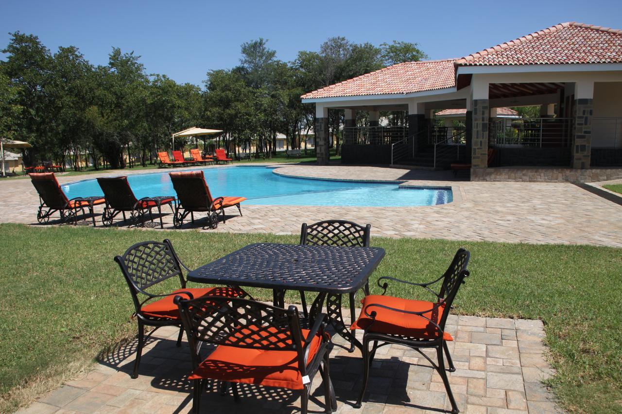 Karibu Leisure Resort Thapane Luaran gambar